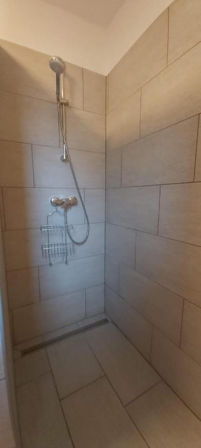 Babzsi Nyaralo Villa Vonyarcvashegy Ngoại thất bức ảnh