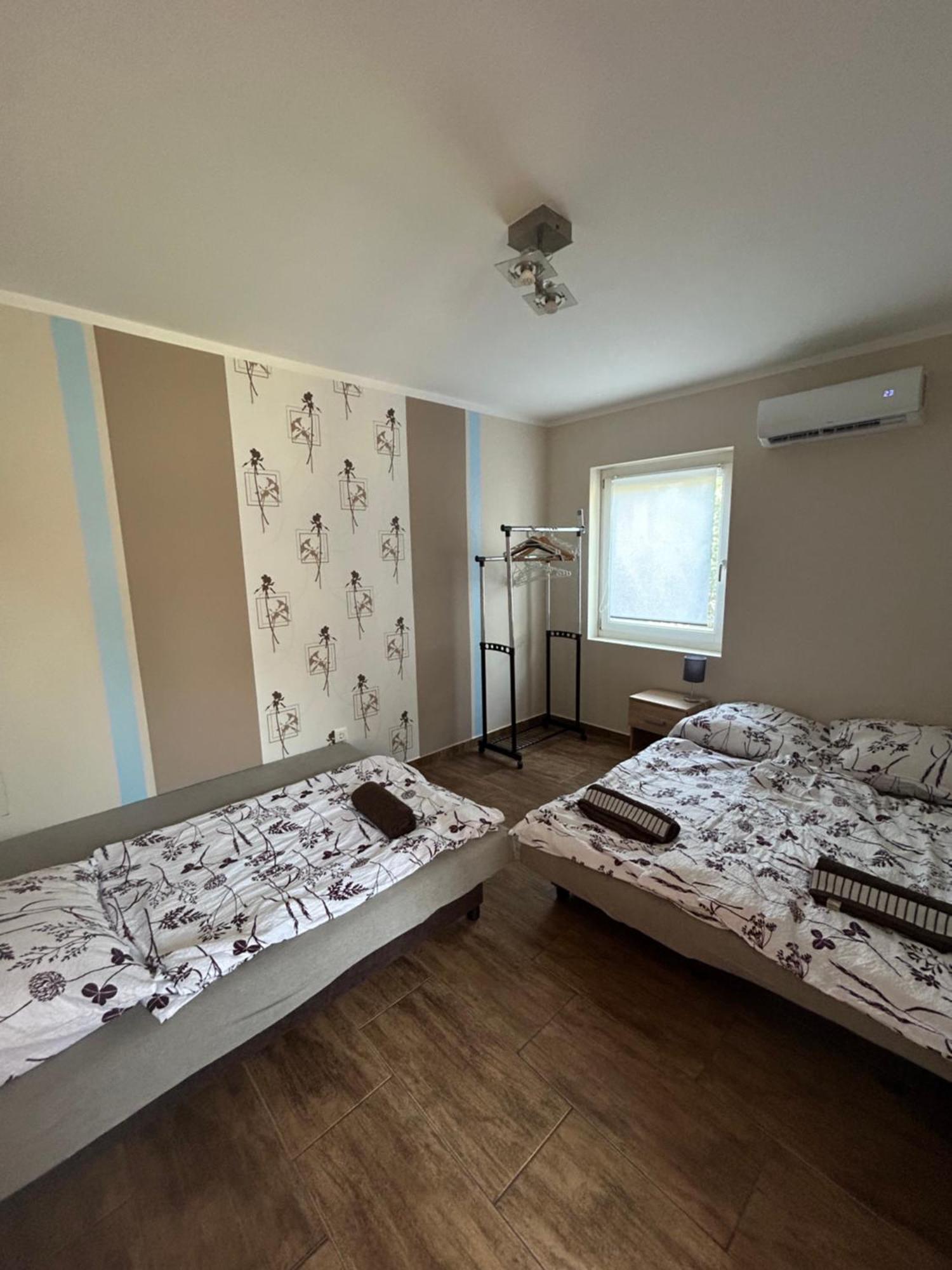 Babzsi Nyaralo Villa Vonyarcvashegy Ngoại thất bức ảnh